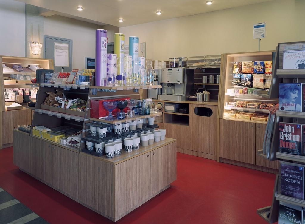 First Hotel Brommaplan Stockholm Ngoại thất bức ảnh