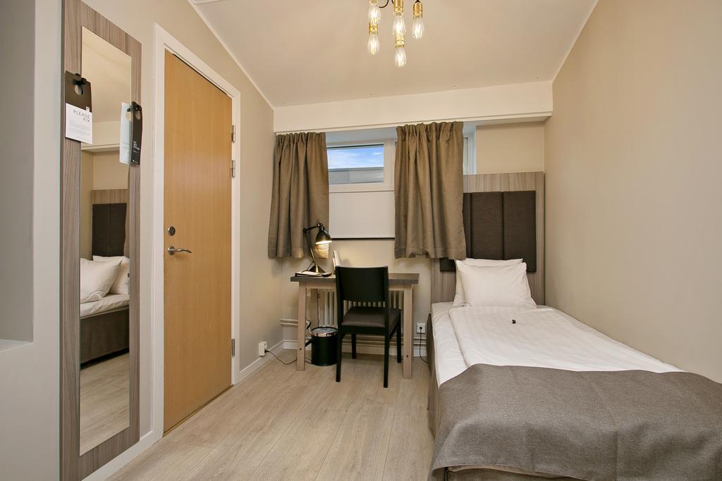 First Hotel Brommaplan Stockholm Ngoại thất bức ảnh