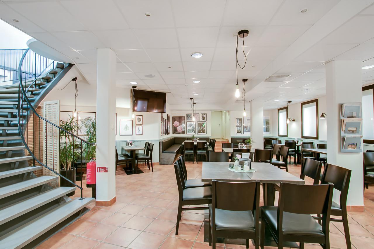 First Hotel Brommaplan Stockholm Ngoại thất bức ảnh