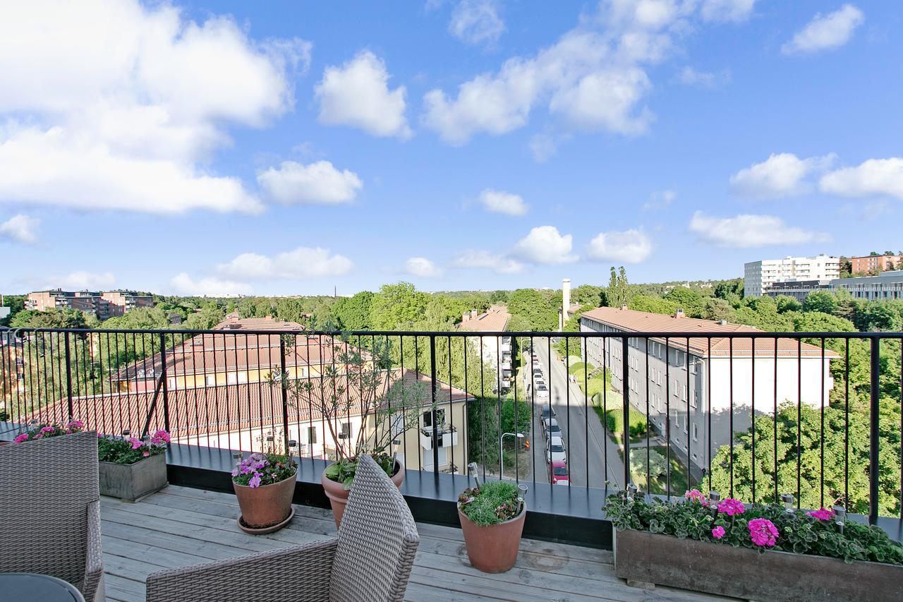 First Hotel Brommaplan Stockholm Ngoại thất bức ảnh