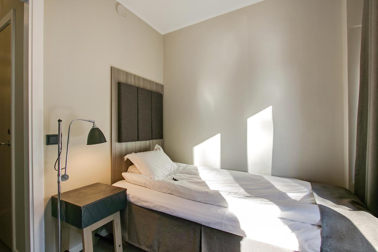 First Hotel Brommaplan Stockholm Ngoại thất bức ảnh