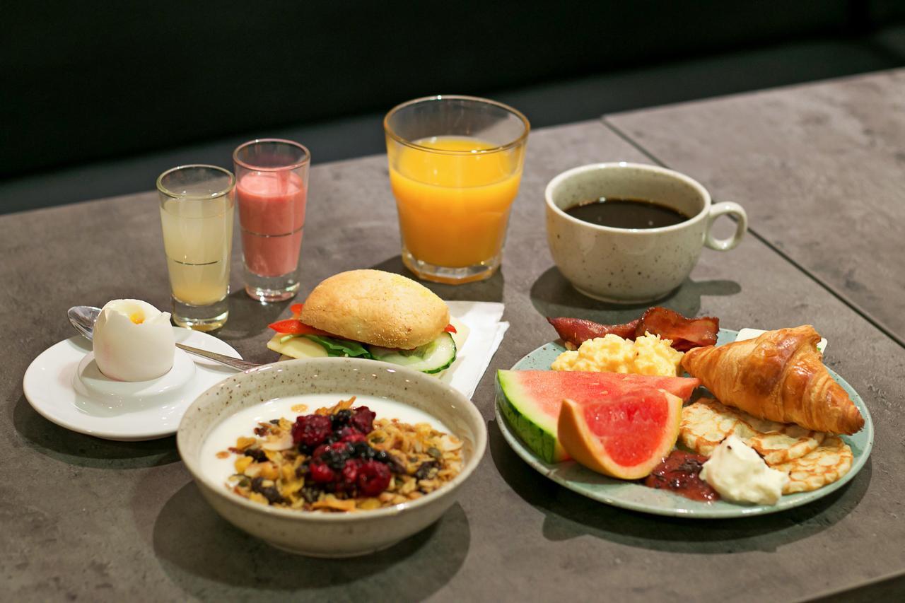 First Hotel Brommaplan Stockholm Ngoại thất bức ảnh